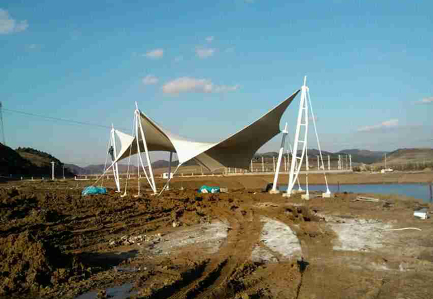 內蒙古張拉膜搭建人數配置是怎樣的呢？